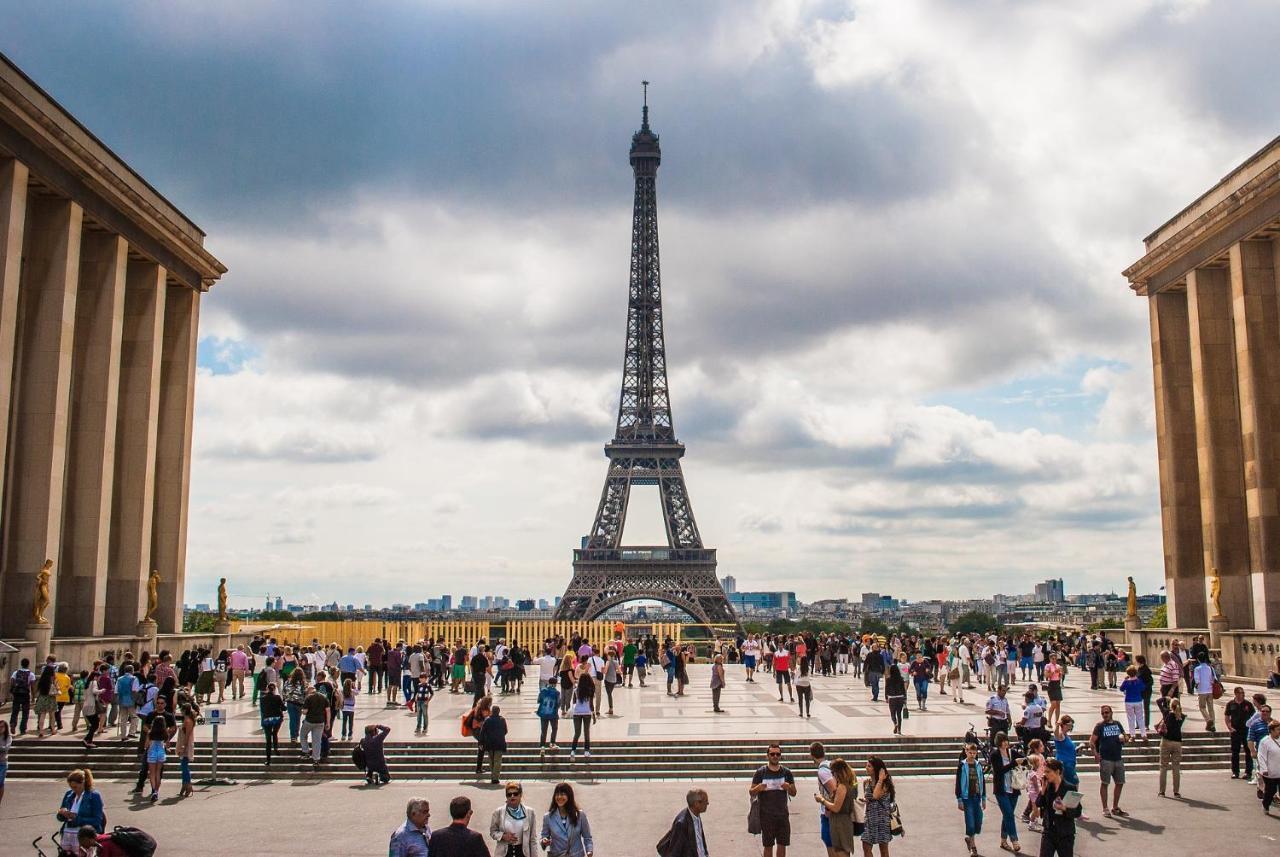 Arc De Triomphe - Foch Palace ปารีส ภายนอก รูปภาพ